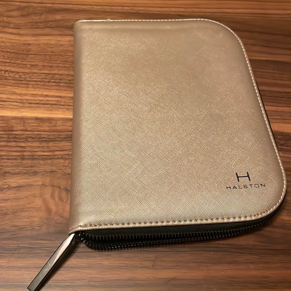 Halston Travel Jewelry Case